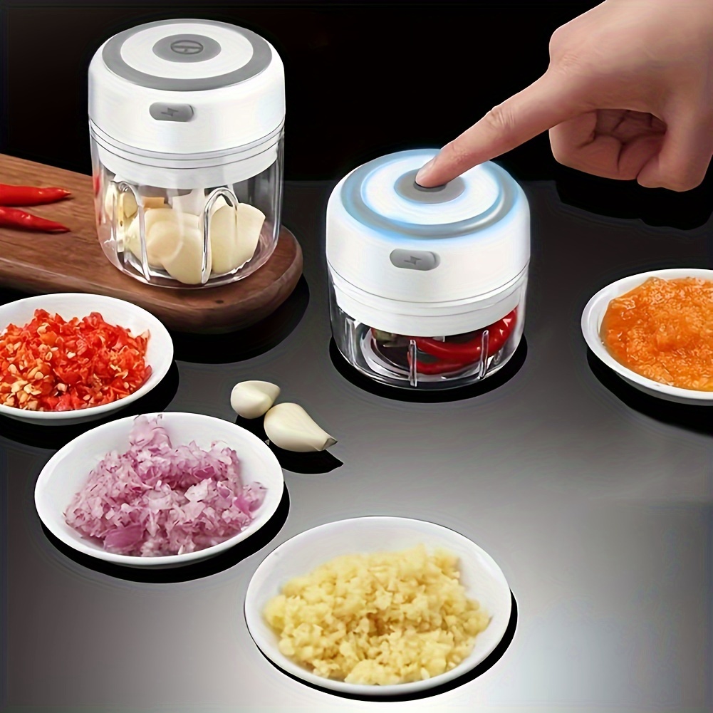 1pc Electric Mini Food Chopper - Portable, Rechargeable & Multi-Functional Processor - Compact Onion Mincer, Vegetable & Meat Grinder for Pepper, Seasoning, Nuts - USB Charging, Ideal for Kitchen & Travel