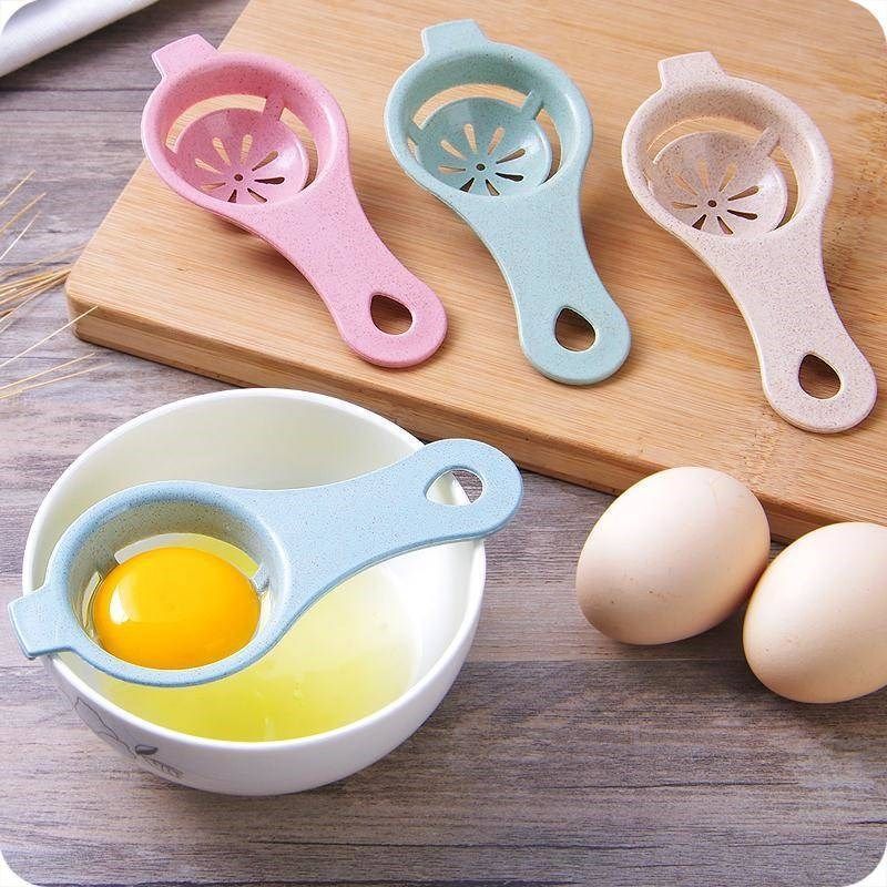 1 Pack Egg Strainer Egg White Separator One Pack Random Color Kitchen Baking Egg Yolk Protein Separator