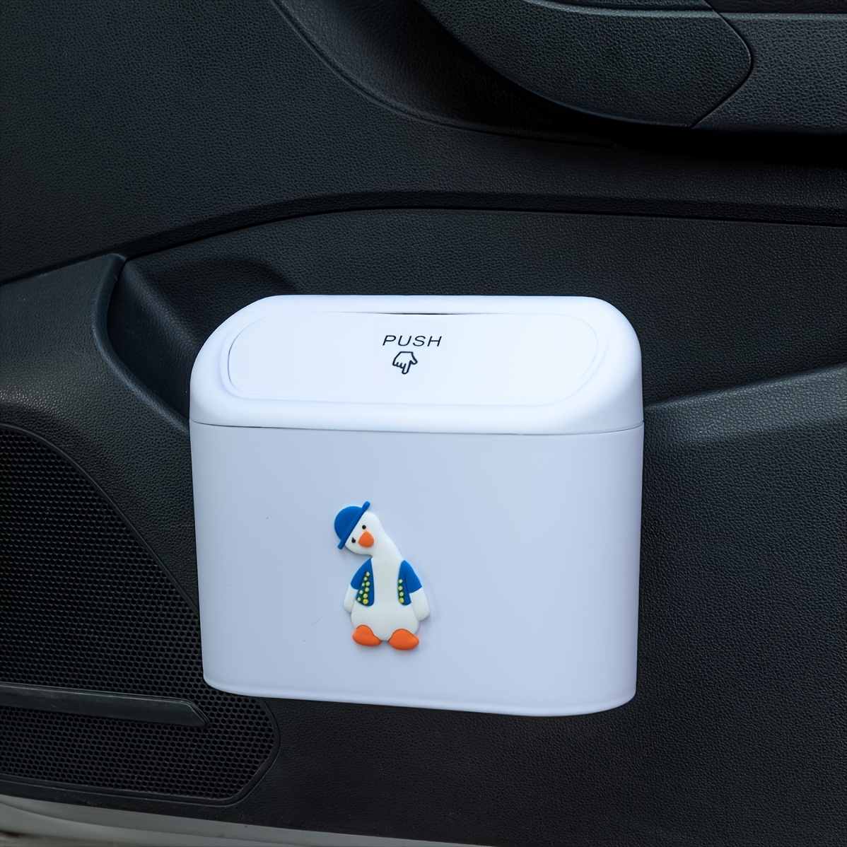 Adorable Cartoon Character Flip-Top Car Trash Can - Spacious, Easy-to-Clean Design Keeps Your Vehicle Interior Clutter-Free and Organized, Perfect for Road Trips and Daily Commutes!